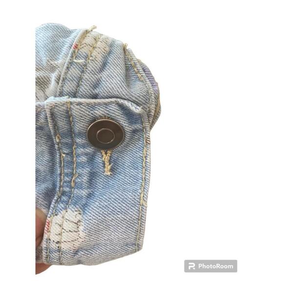 Disney denim jacket with all the Disney dogs on it size XS - Picture 4 of 5